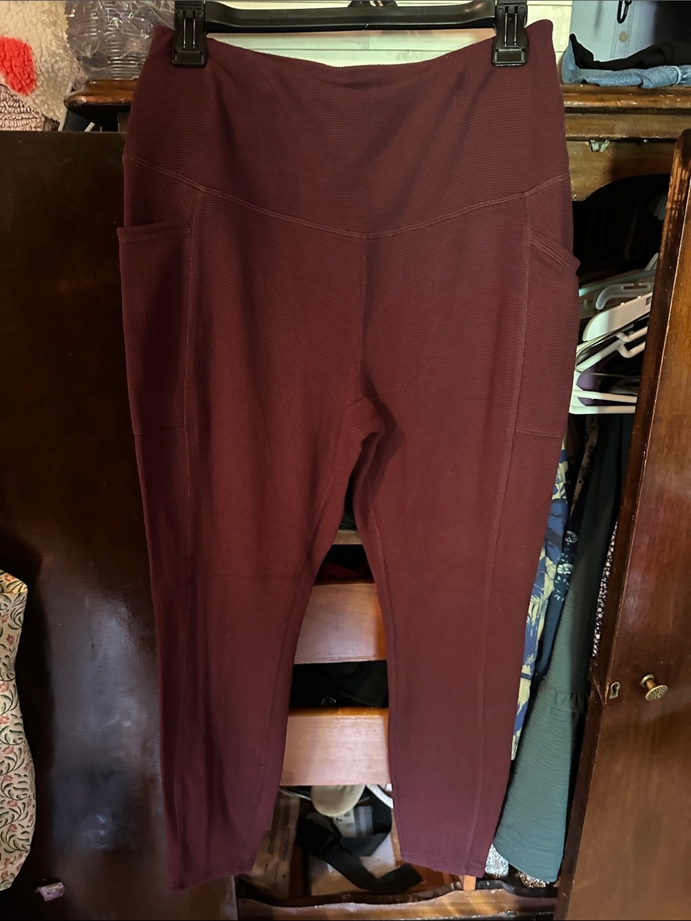 Women's High-Waist Burgundy Active Leggings